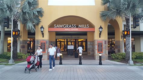 sawgrass mills list of stores.